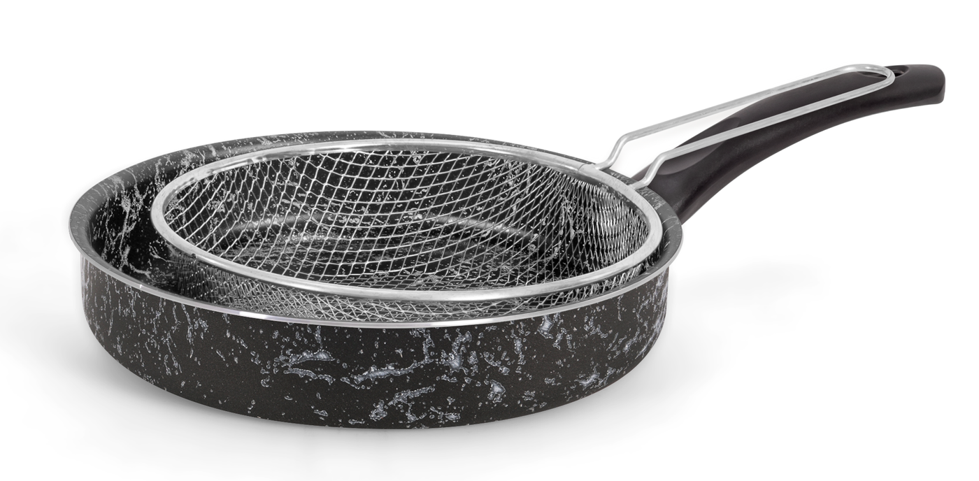 Frying Pan With Strainer